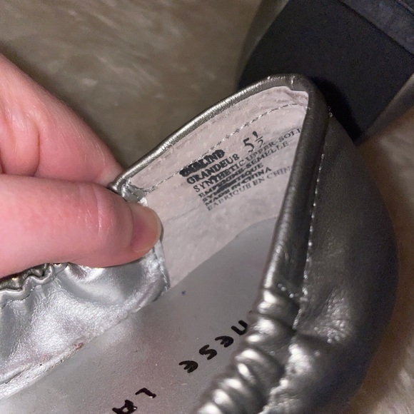 Chinese Laundry Flats - Picture 5 of 6